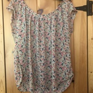 LC Lauren Conrad cap sleeve floral print blouse